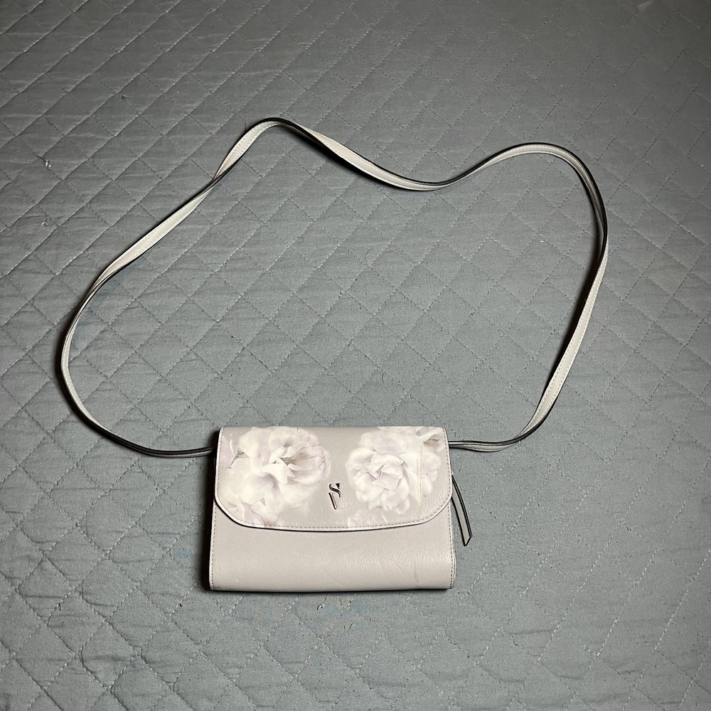 Simply Vera Vera Wang Grey White Floral Faux‎ Leather Crossbody Purse